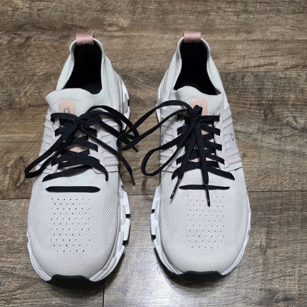 On Running Women's Sneakers in Cream with Pink Accents and Black Laces - Picture 4 of 11